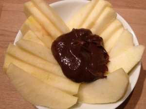 Apple slices with chocolate peanut butter